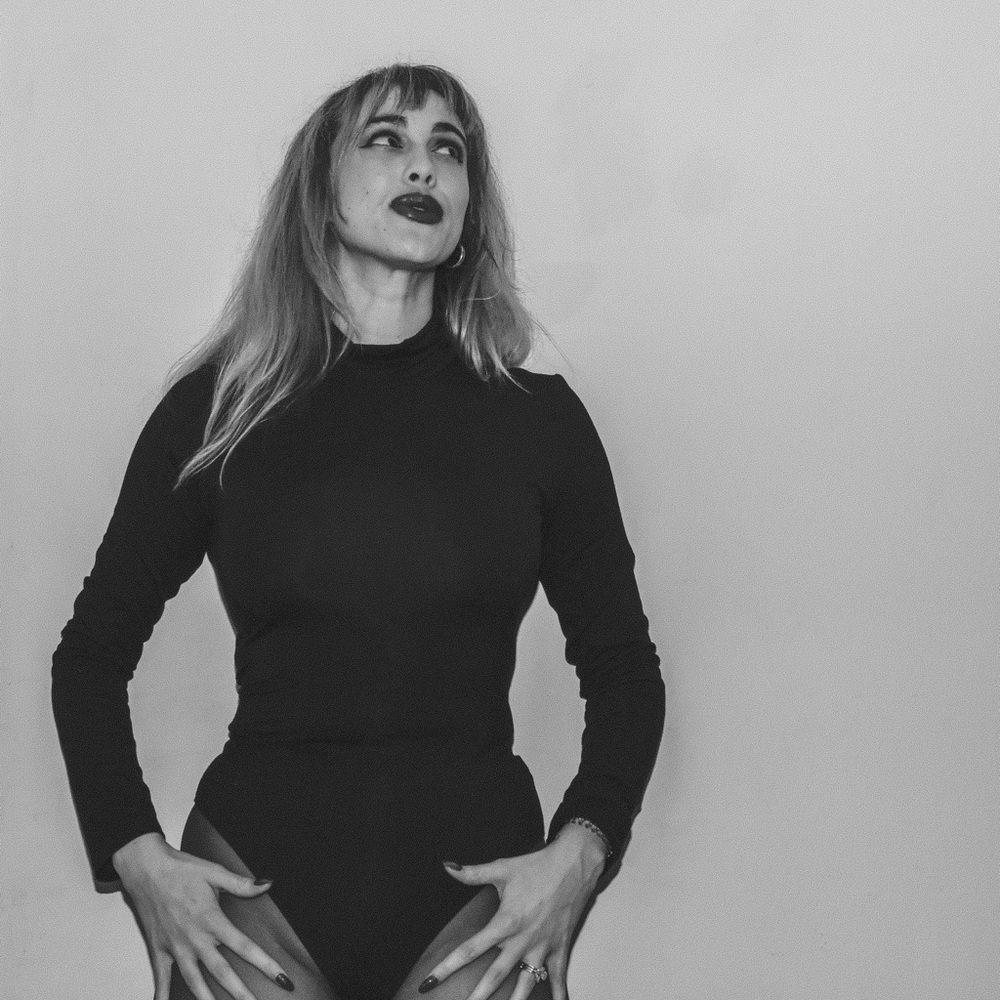 Meet your Posher, Sierra